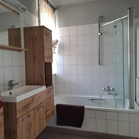 Landhauswohnung Mit Terrasse Im Alten Ortskern, Eg *