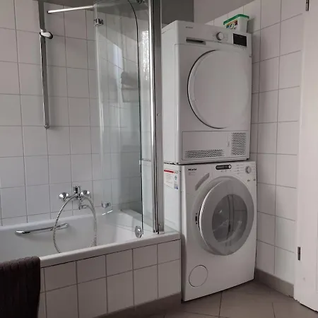 Landhauswohnung Mit Terrasse Im Alten Ortskern, Eg *